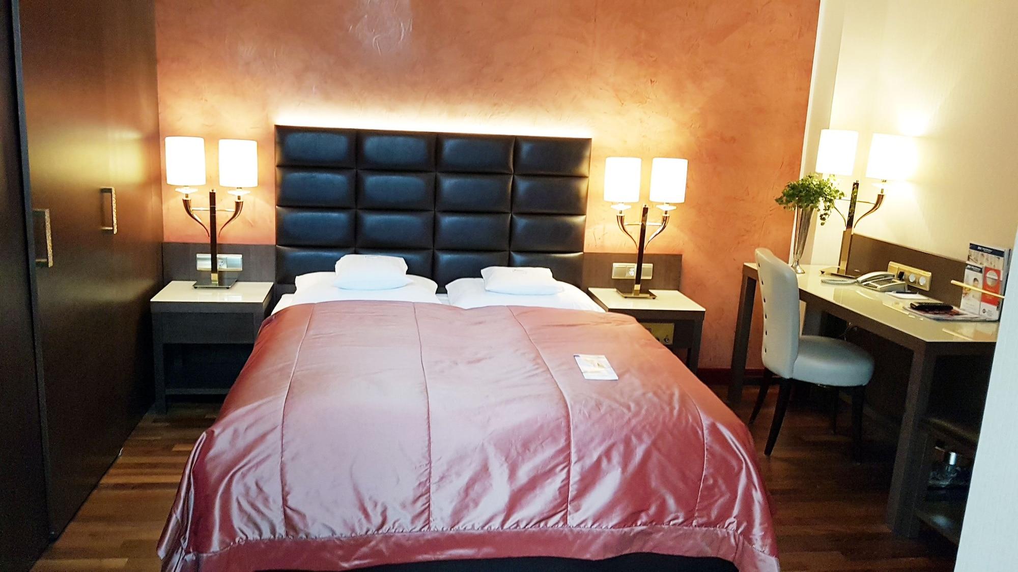 Best Western Plus Hotel Stadtpalais Брауншвейг Екстер'єр фото
