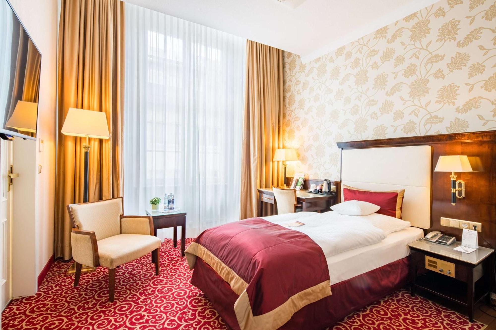 Best Western Plus Hotel Stadtpalais Брауншвейг Екстер'єр фото