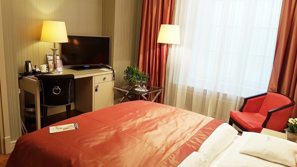 Best Western Plus Hotel Stadtpalais Брауншвейг Екстер'єр фото
