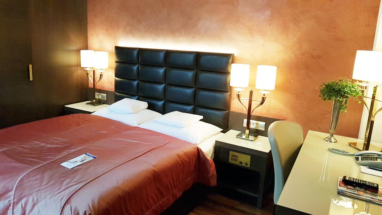 Best Western Plus Hotel Stadtpalais Брауншвейг Екстер'єр фото