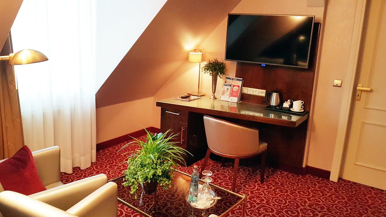 Best Western Plus Hotel Stadtpalais Брауншвейг Екстер'єр фото